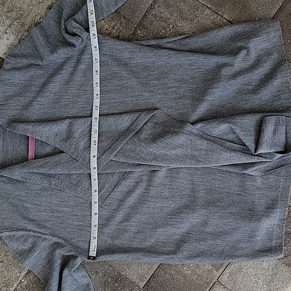 Lafayette 148 NY Gray Open Front Waterfall Cardigan Wool Sweater Sz M - Picture 7 of 8